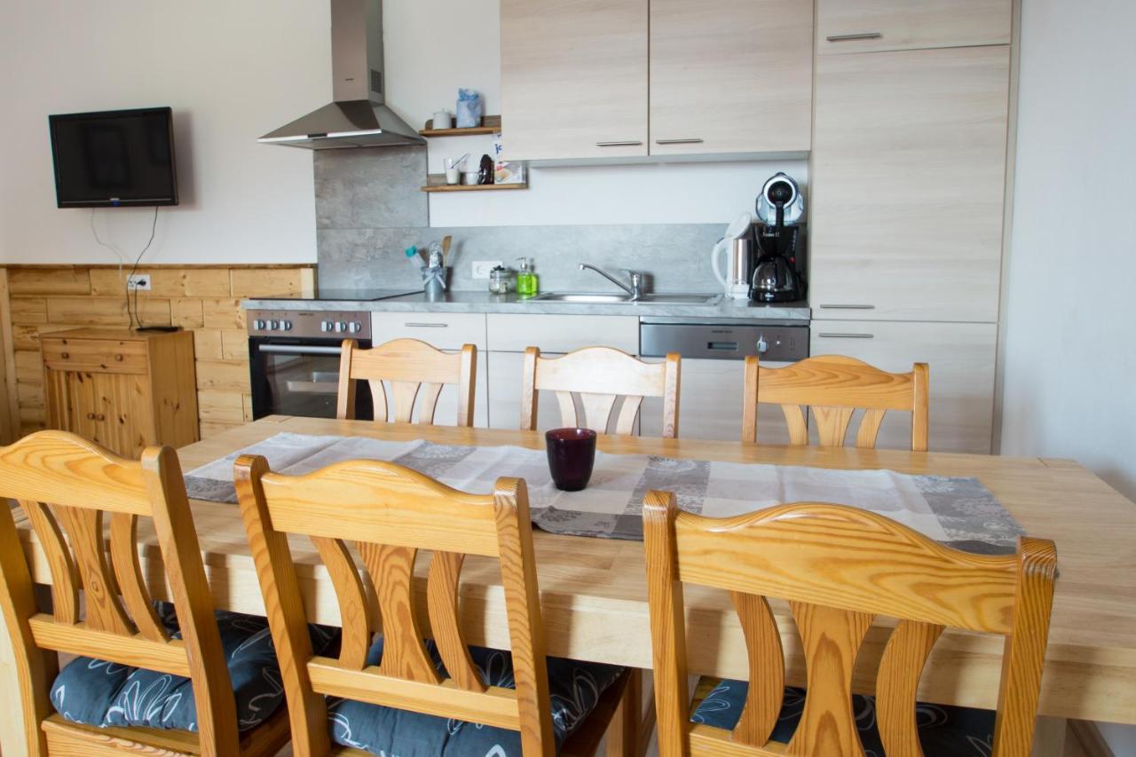 Familienferienhof Stabauer Zell am Moos Ngoại thất bức ảnh