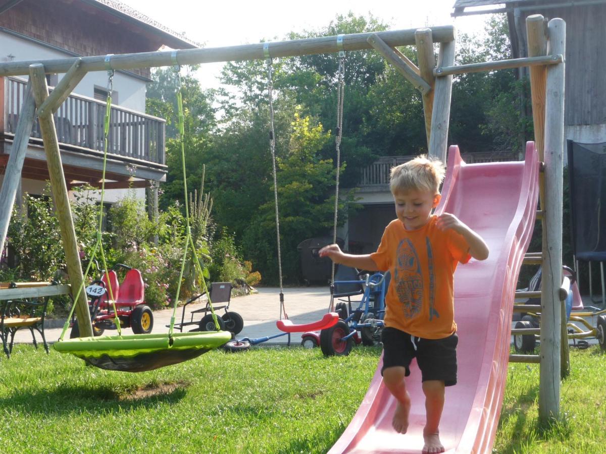 Familienferienhof Stabauer Zell am Moos Ngoại thất bức ảnh